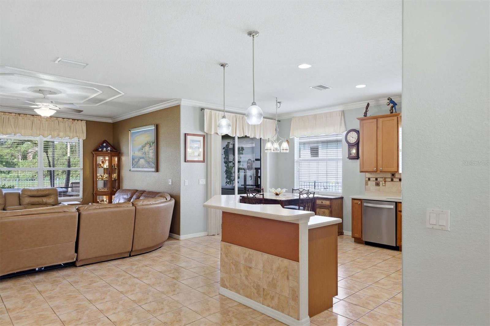 CREEKSIDE PRESERVE - Residential