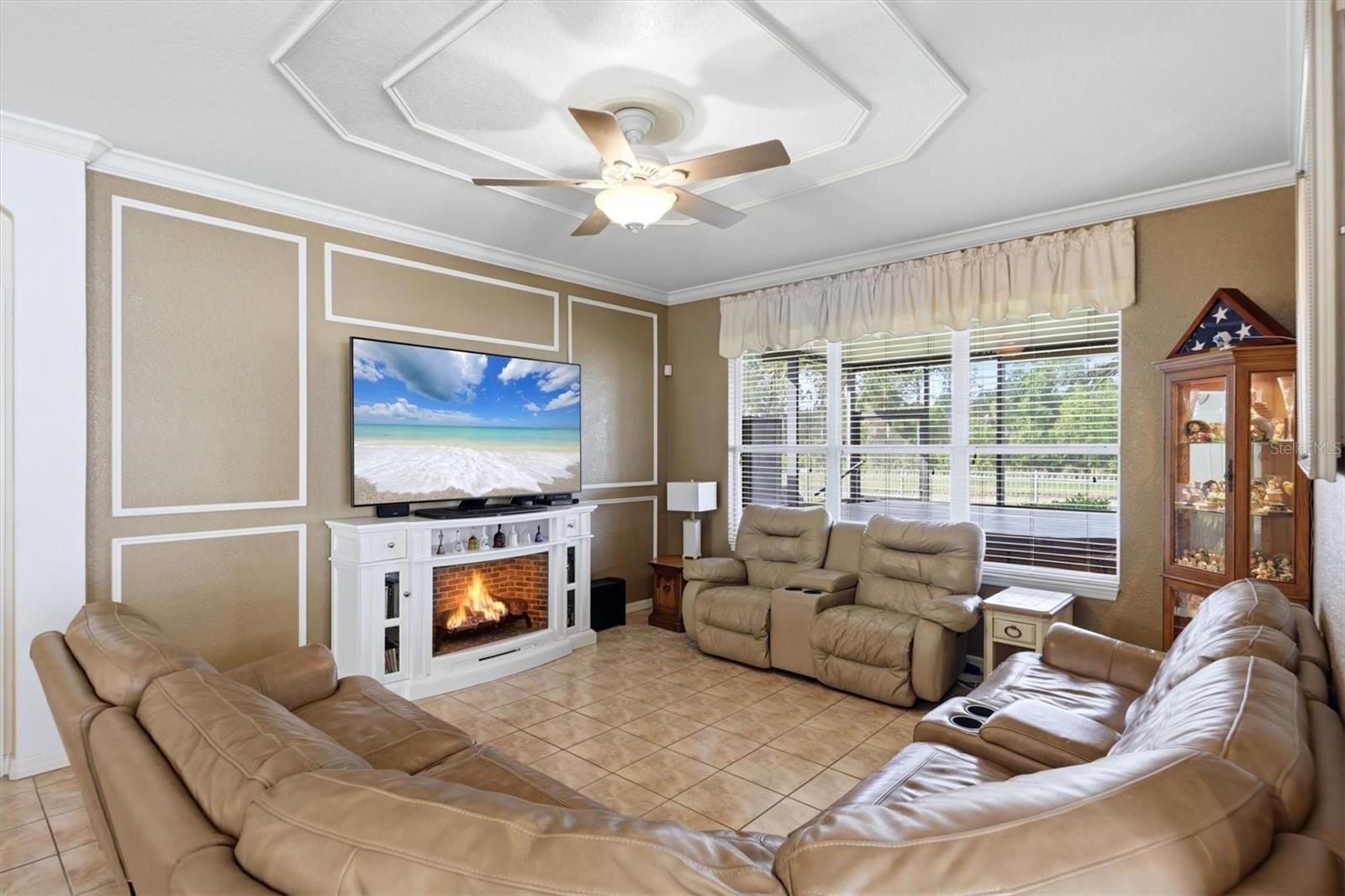 CREEKSIDE PRESERVE - Residential