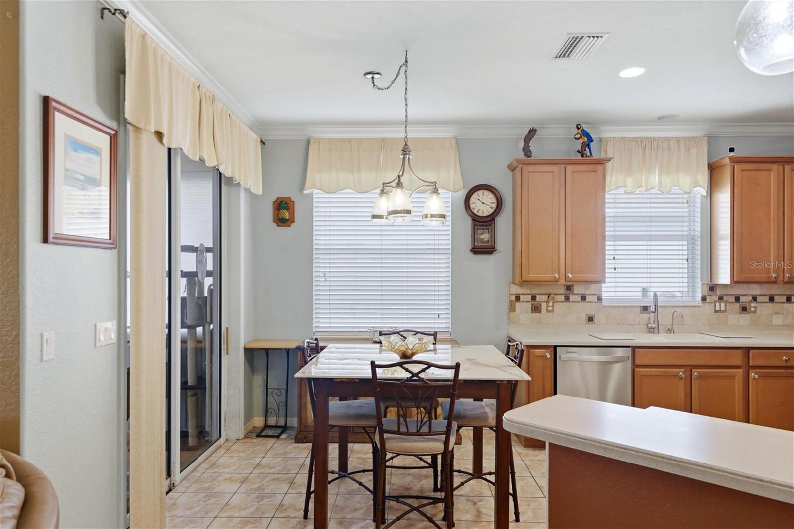 CREEKSIDE PRESERVE - Residential