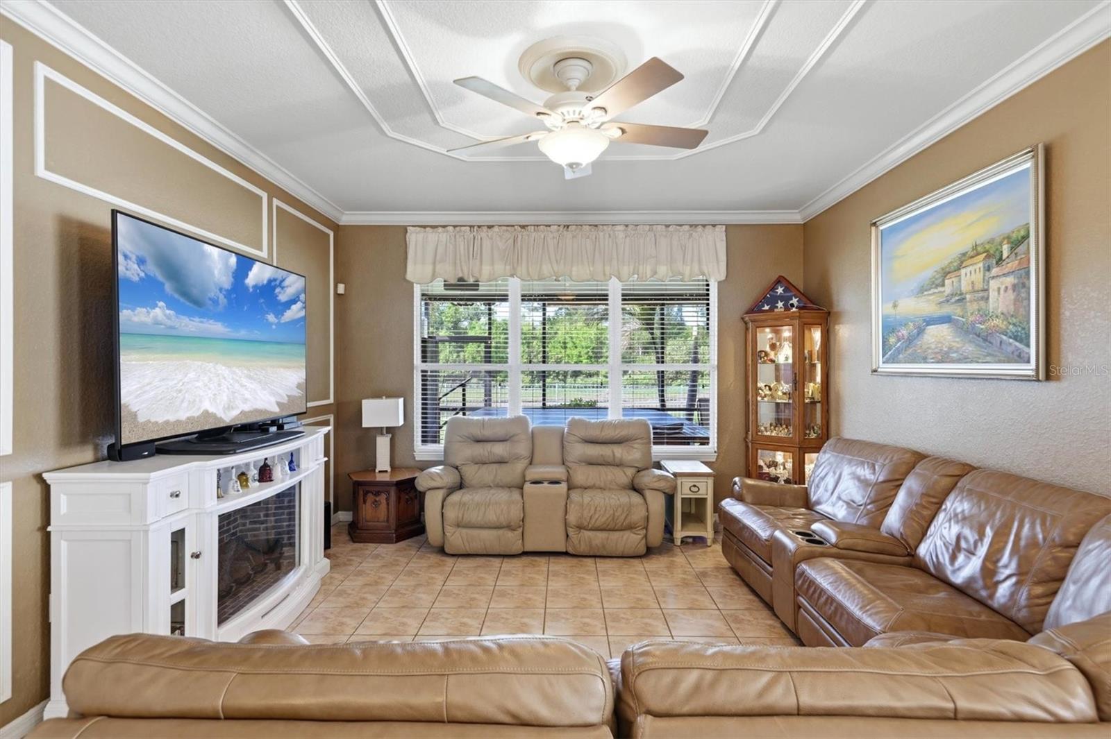 CREEKSIDE PRESERVE - Residential