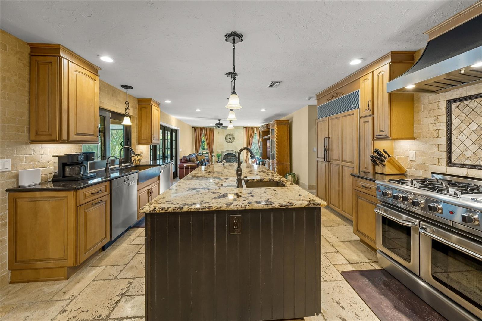 CHEROKEE LODGE - Residential