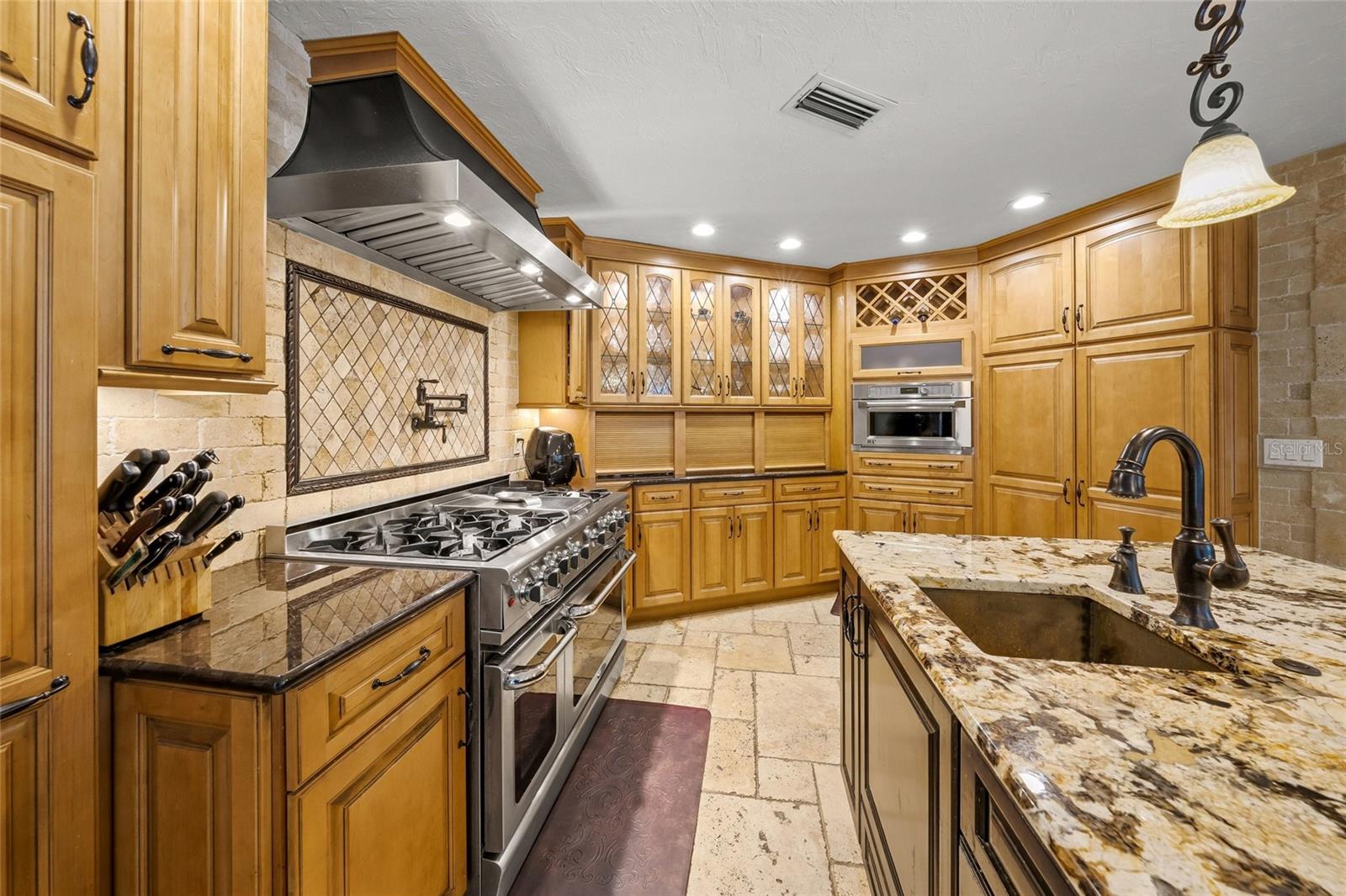 CHEROKEE LODGE - Residential