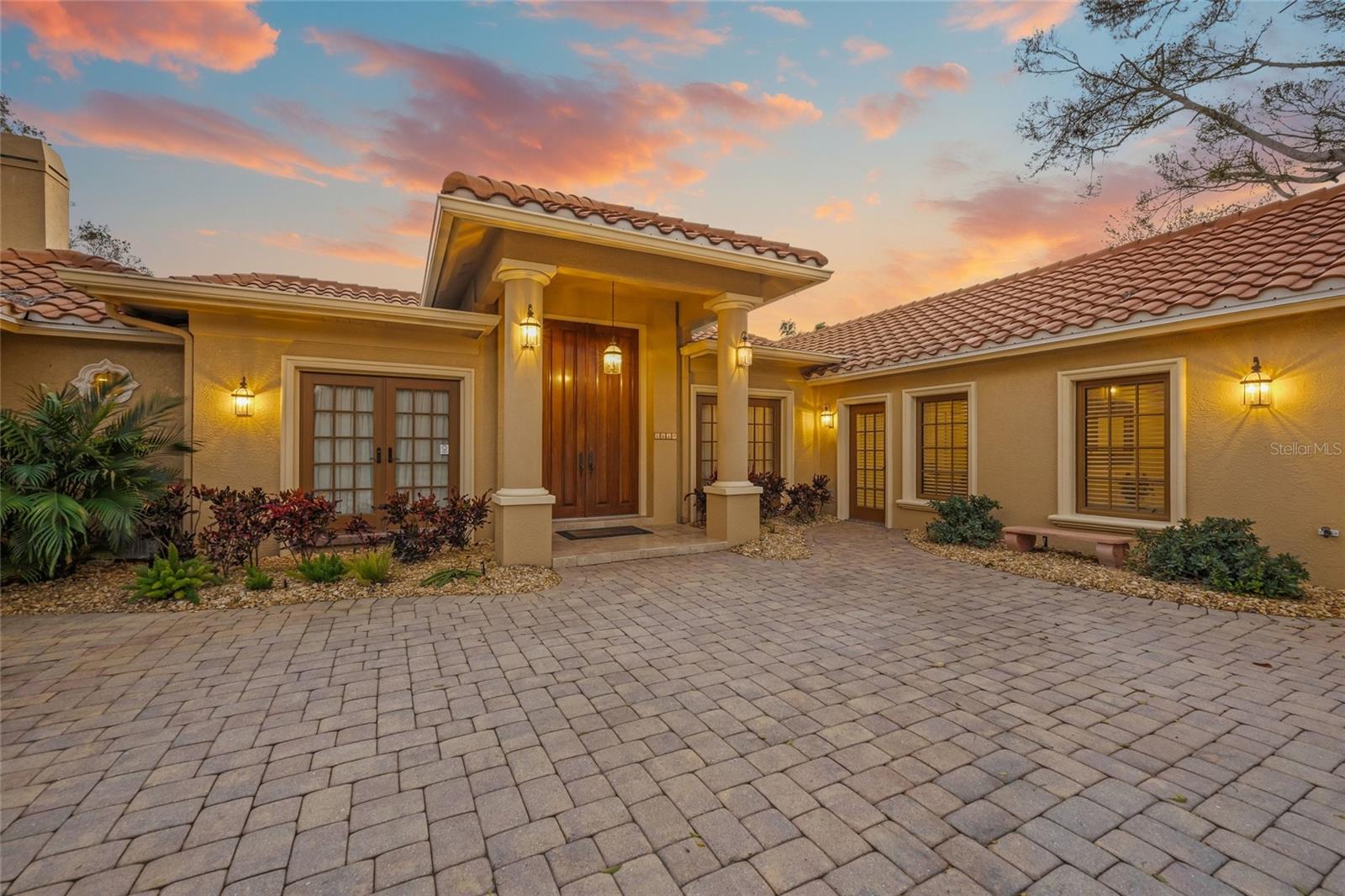 CHEROKEE LODGE - Residential