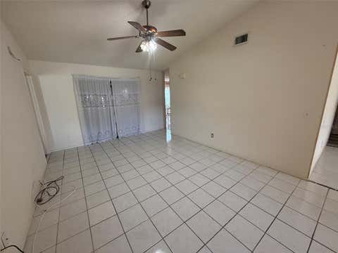 Tiny photo for 15165 SW 39th Circle, Ocala, FL 34473 (MLS # OM727695)
