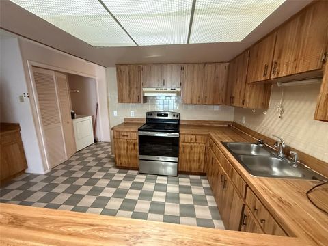 Tiny photo for 15165 SW 39th Circle, Ocala, FL 34473 (MLS # OM727695)