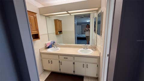 Tiny photo for 15165 SW 39th Circle, Ocala, FL 34473 (MLS # OM727695)