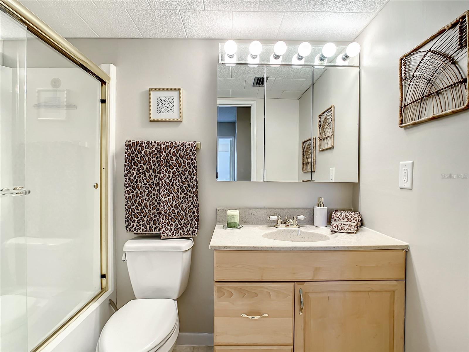 FIVE TOWNS OF ST PETE - Residential