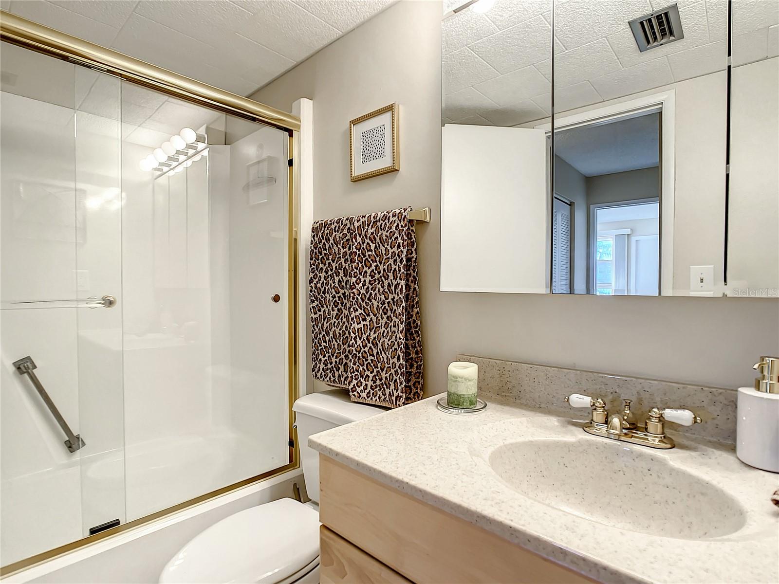 FIVE TOWNS OF ST PETE - Residential