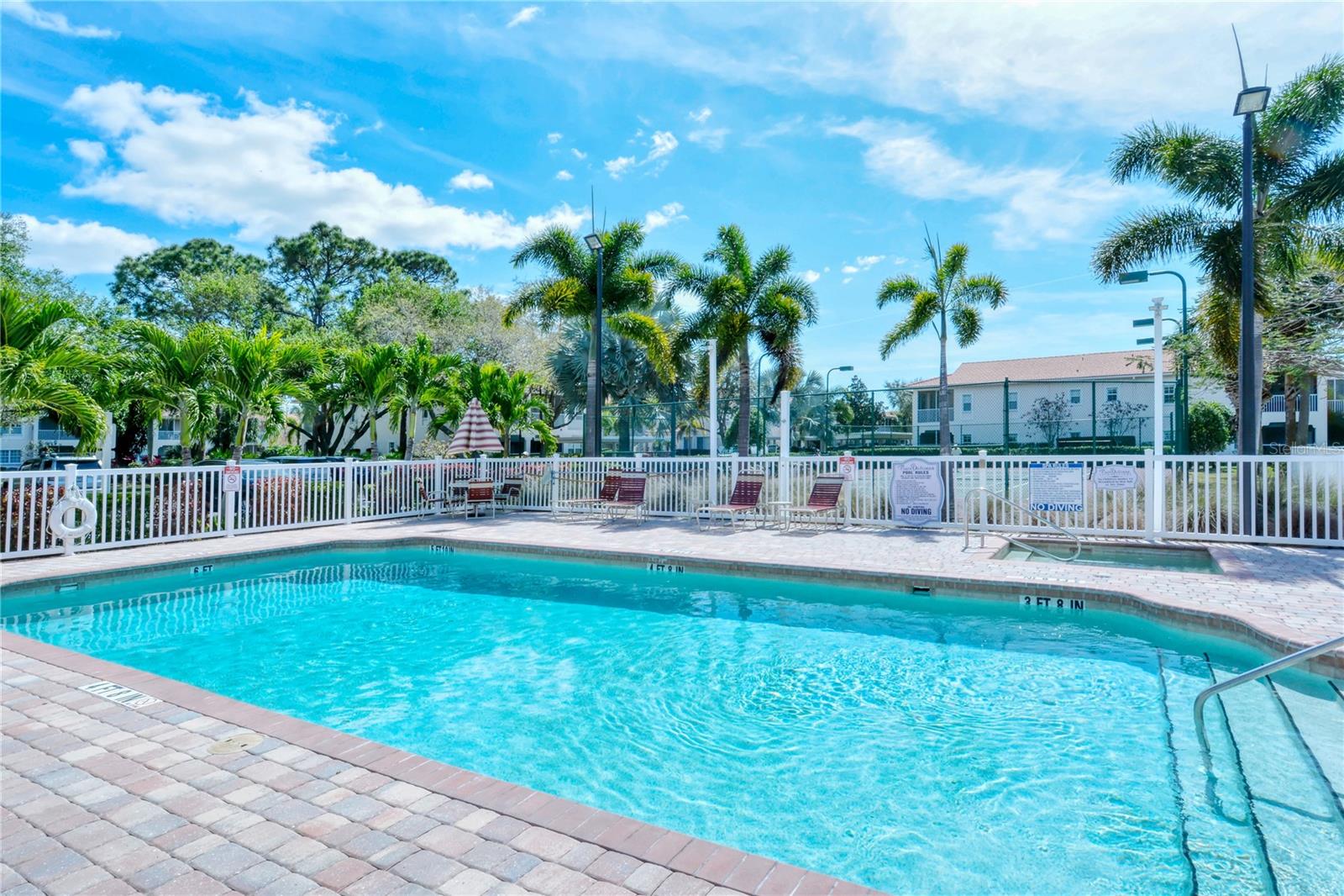 PLAZA DE FLORES - Residential