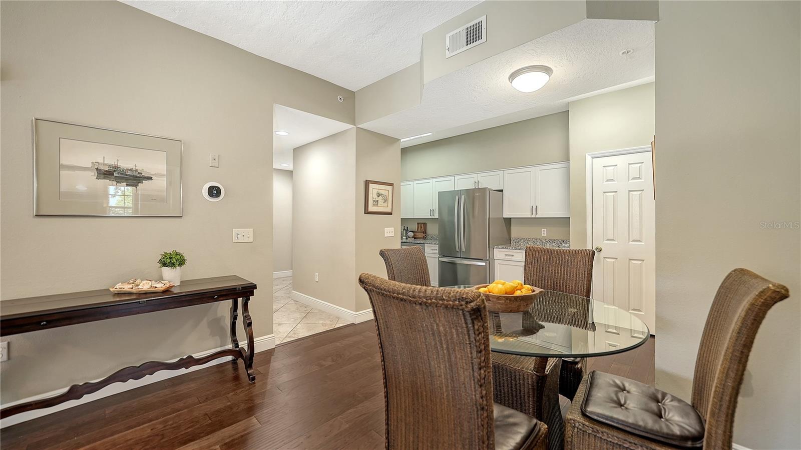 PLAZA DE FLORES - Residential