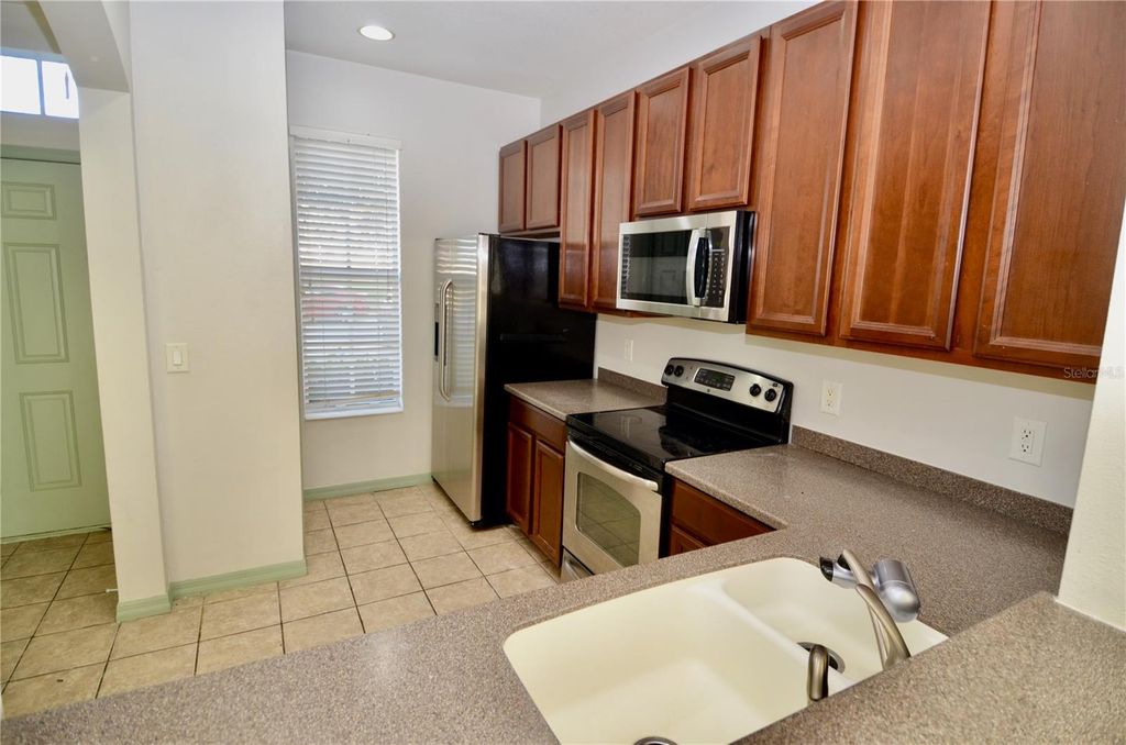 Photo of 1189 Grantham Drive, Sarasota, FL 34234 (MLS # A4676917)