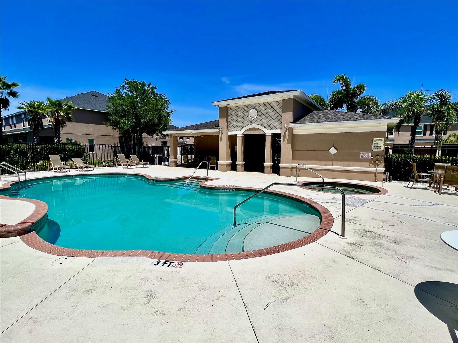 BRADFORD MANOR TWNHMS REP - Residential