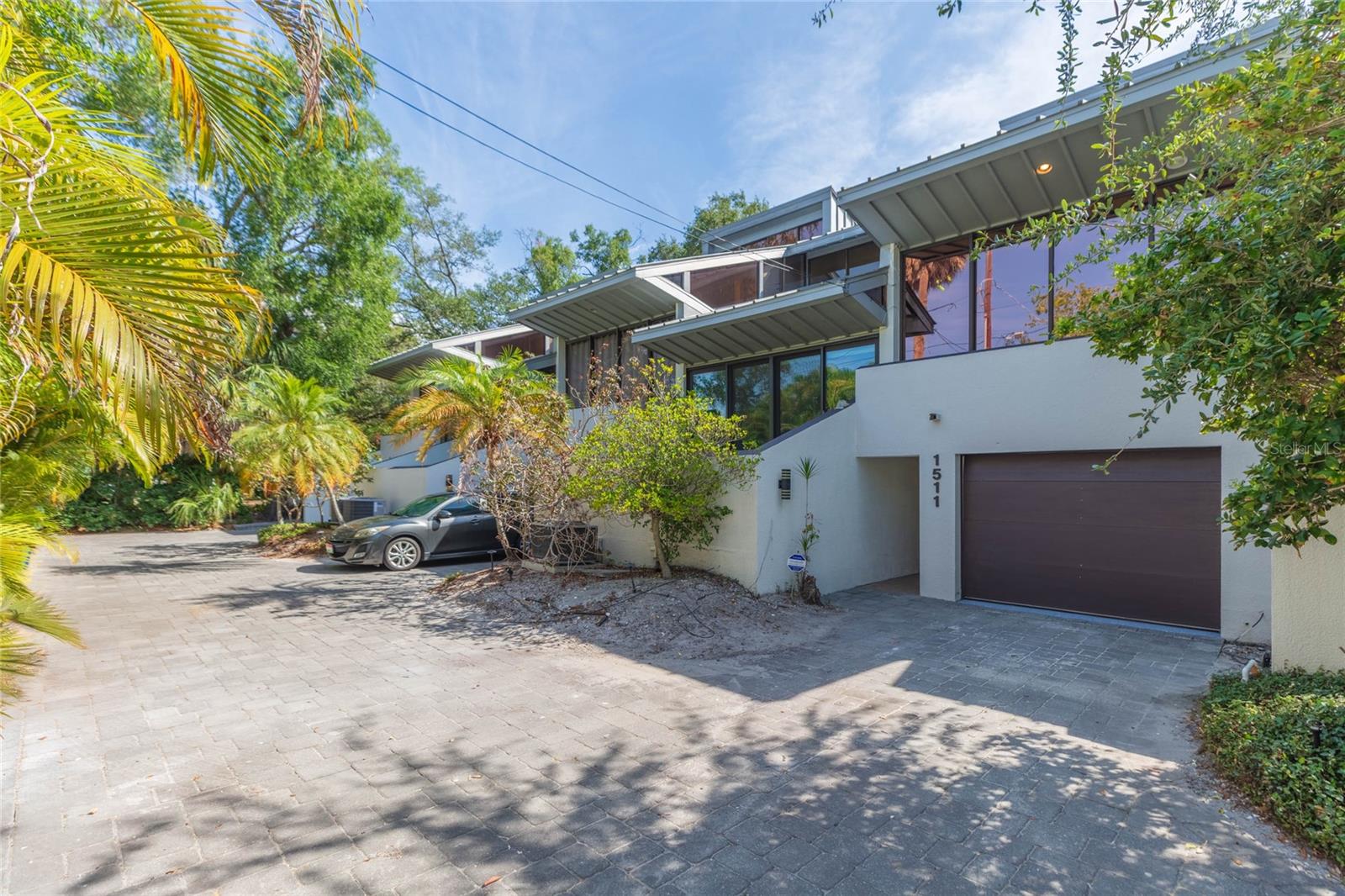 1511 S BAY VILLA PLACE