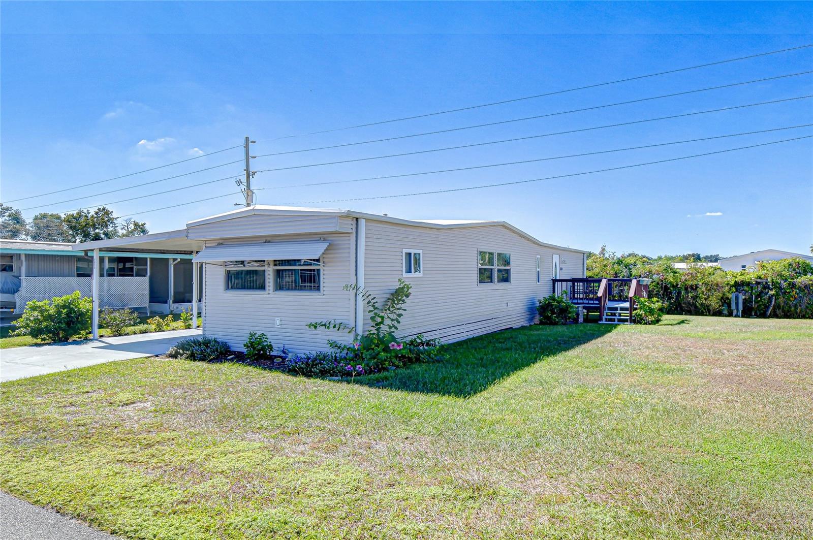 OAKS ROYAL MOBILE HOME SUB - Residential