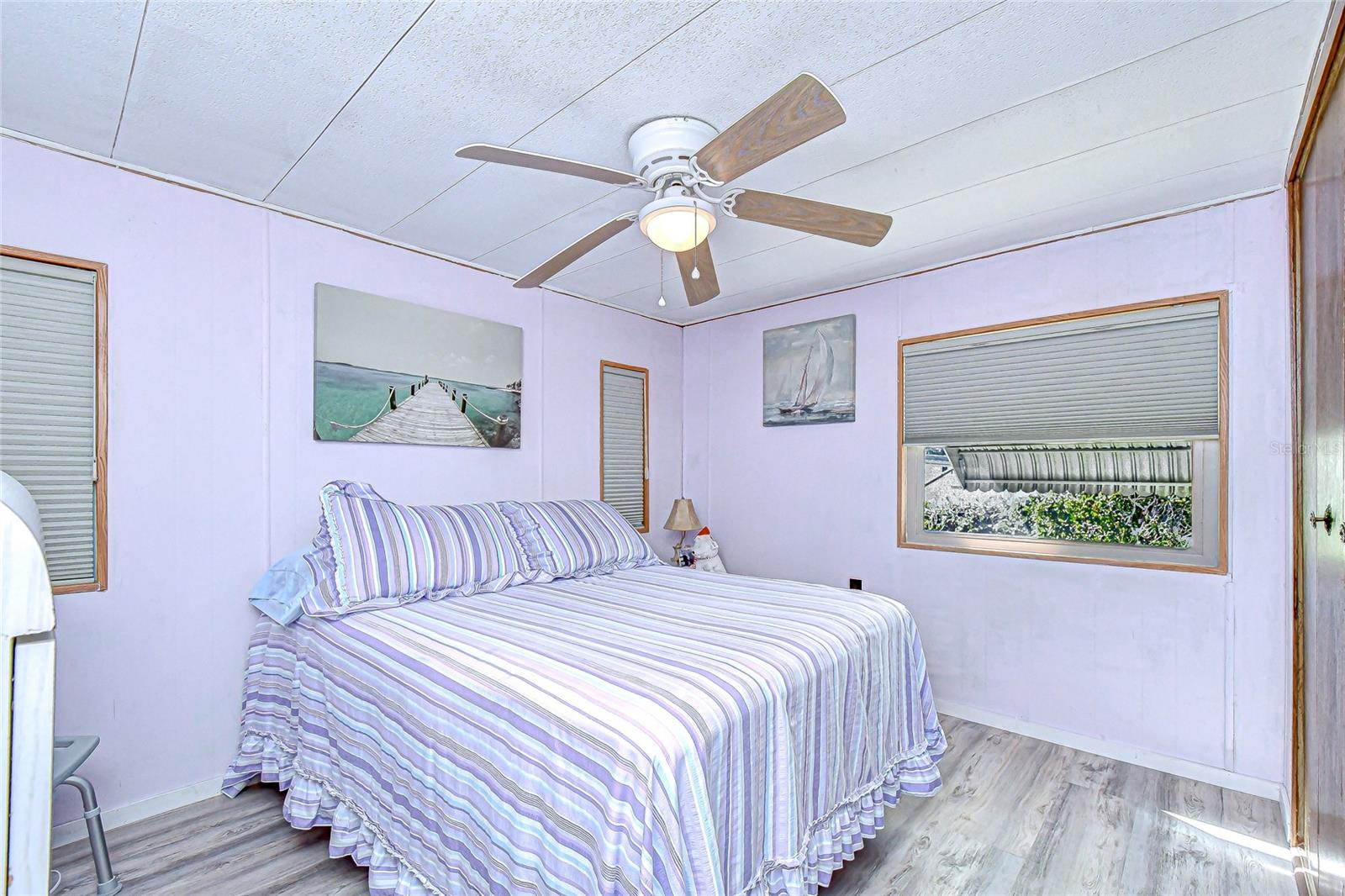 OAKS ROYAL MOBILE HOME SUB - Residential