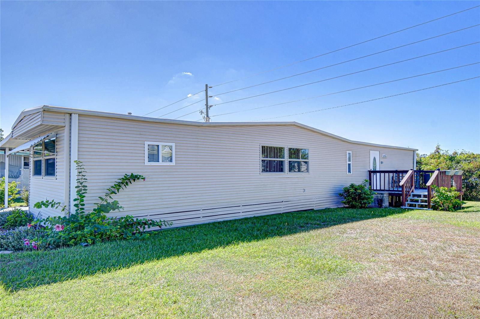 OAKS ROYAL MOBILE HOME SUB - Residential