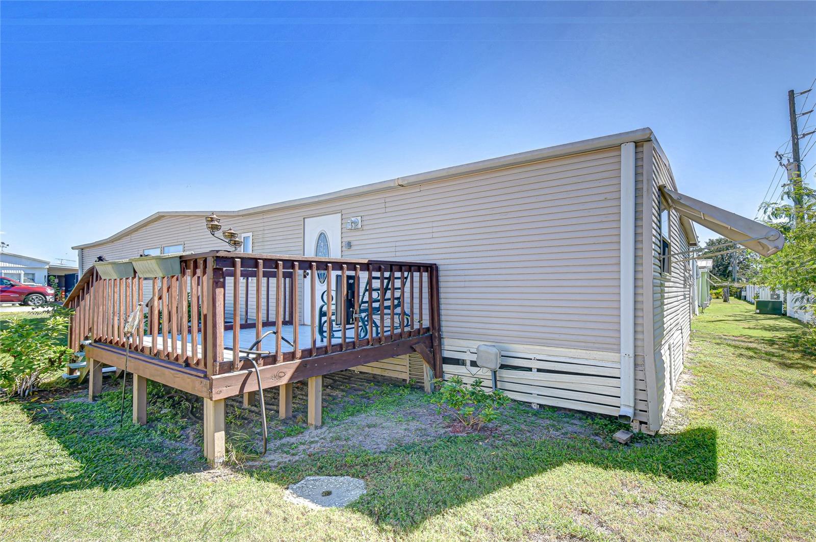 OAKS ROYAL MOBILE HOME SUB - Residential