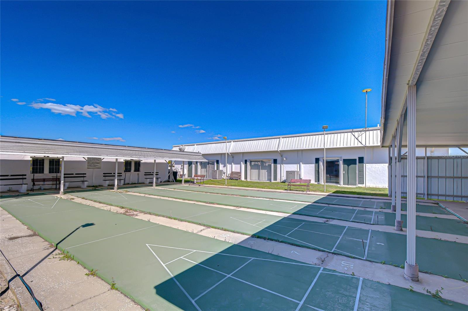 OAKS ROYAL MOBILE HOME SUB - Residential