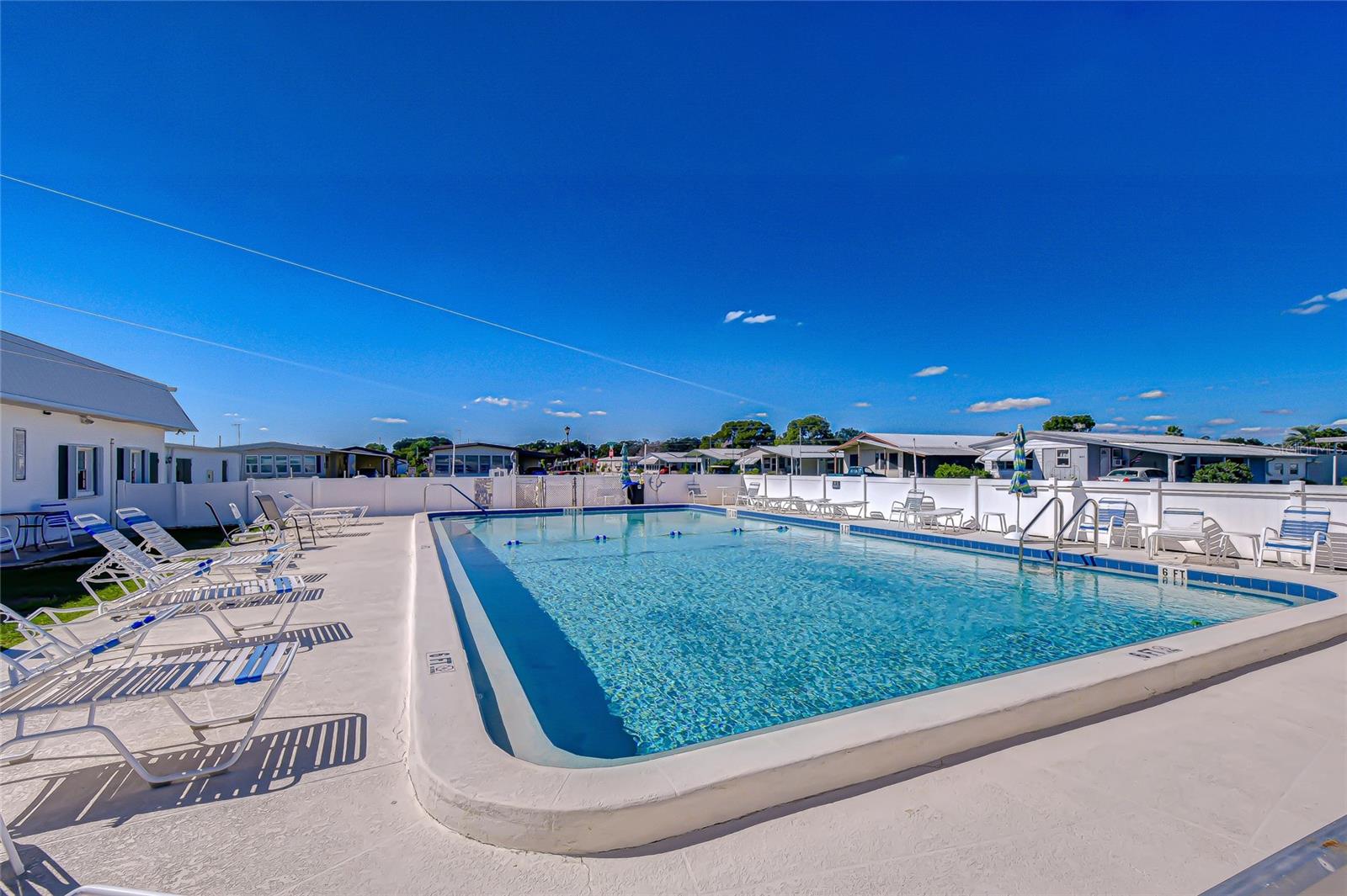 OAKS ROYAL MOBILE HOME SUB - Residential