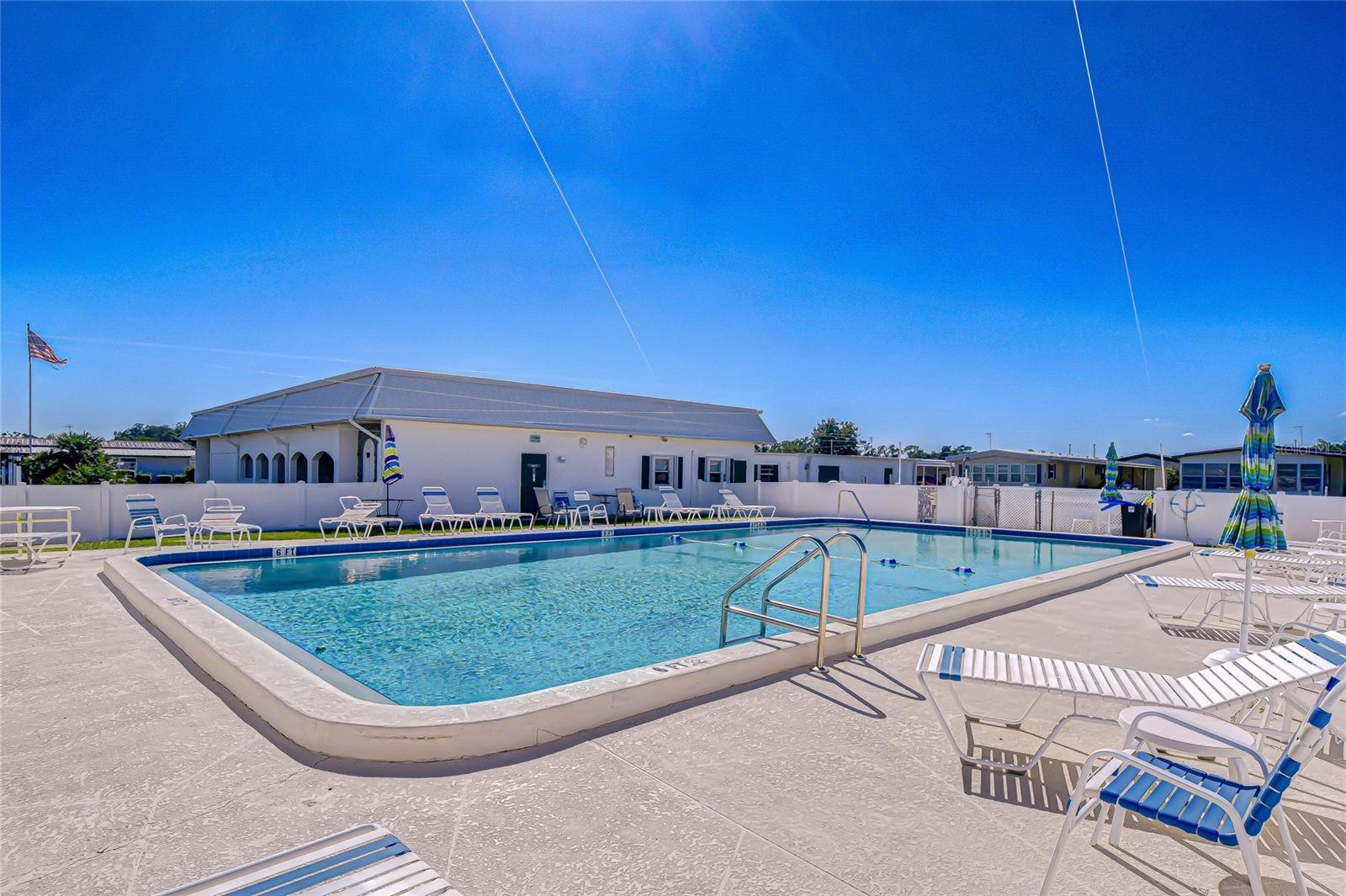 OAKS ROYAL MOBILE HOME SUB - Residential