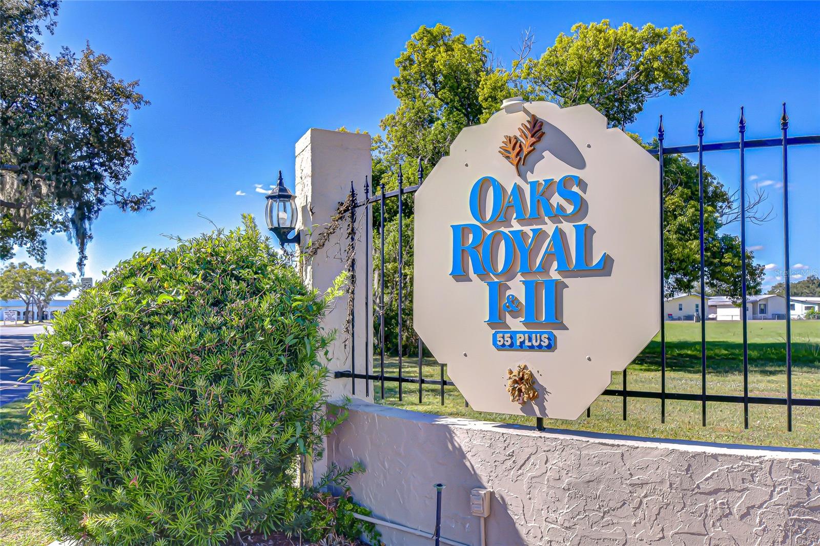 OAKS ROYAL MOBILE HOME SUB - Residential