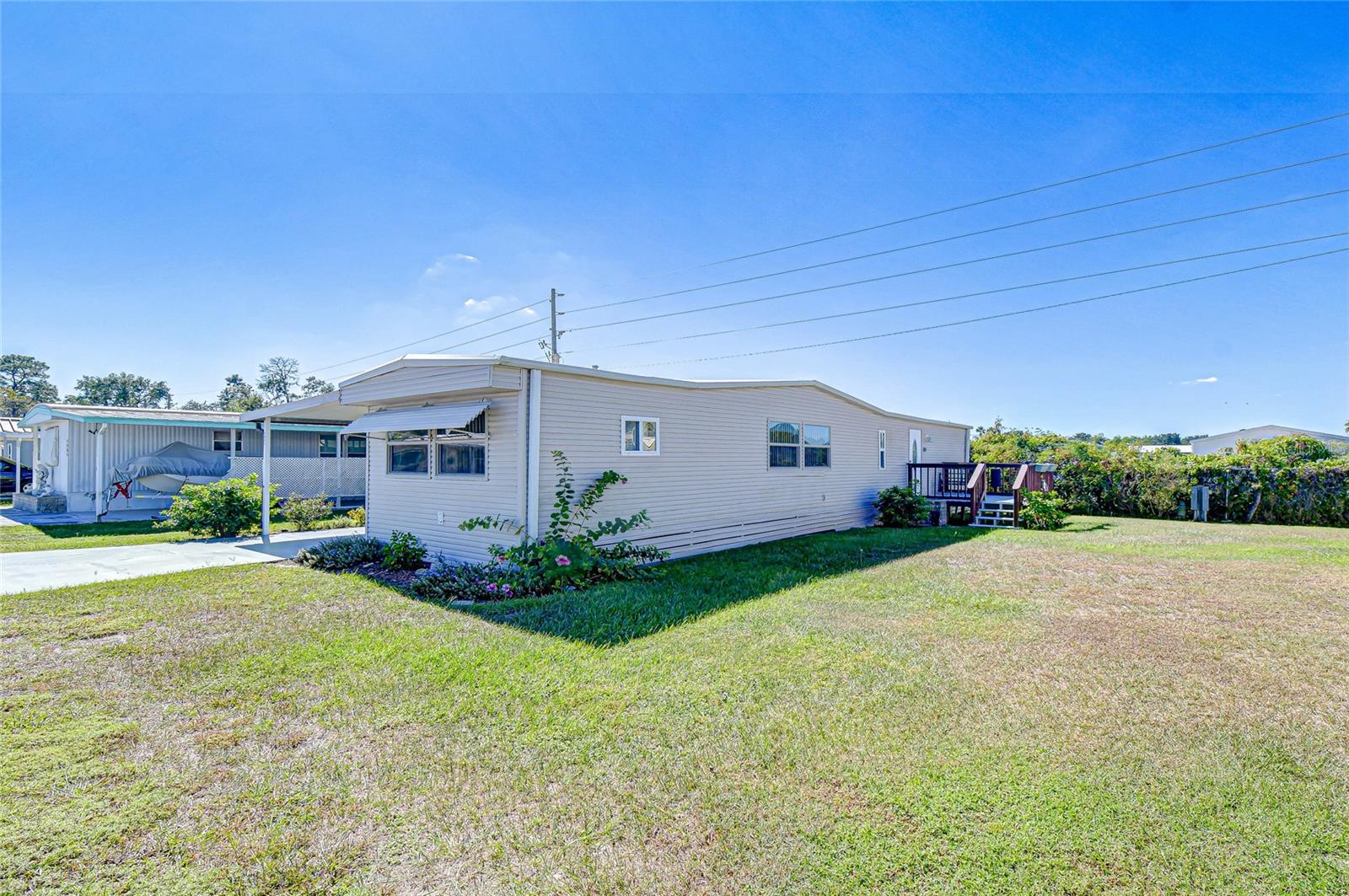 OAKS ROYAL MOBILE HOME SUB - Residential