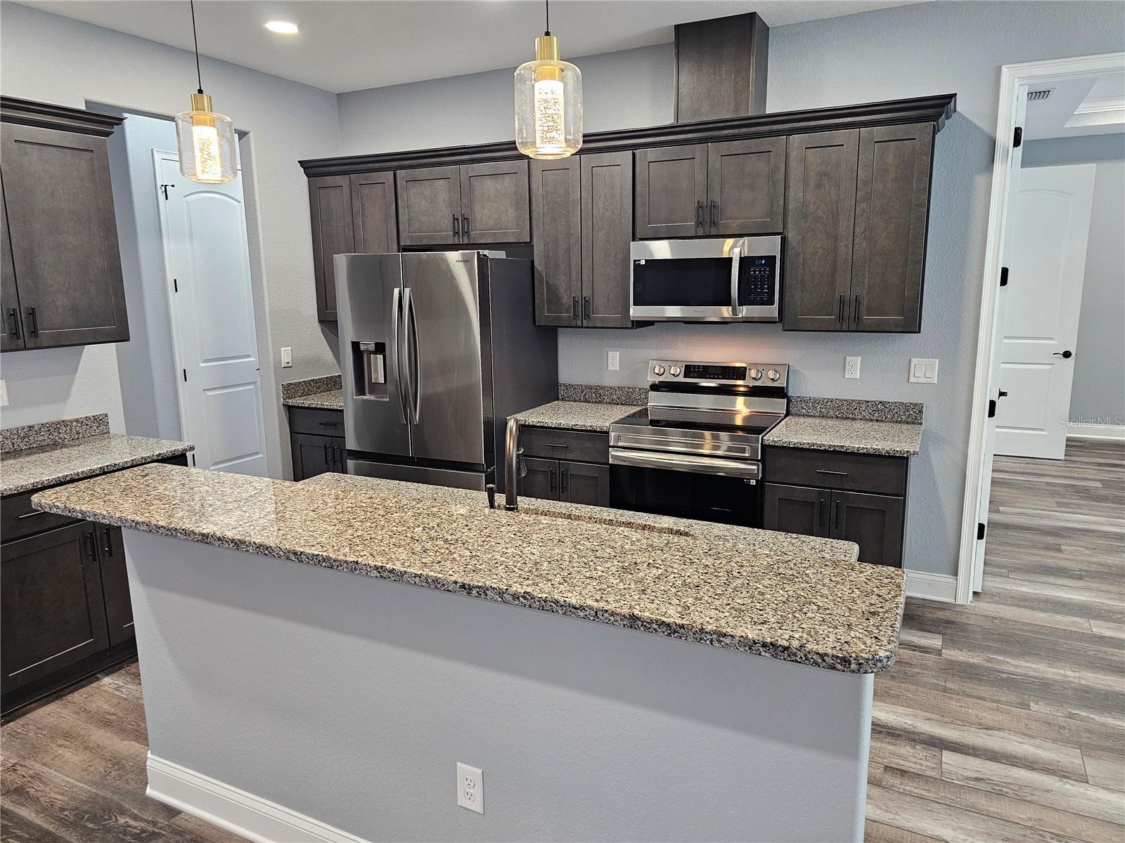 1264 BUCKEYE ROAD NE