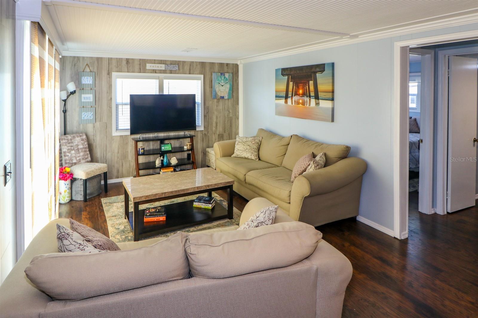 MAPLE LEAF ESTATES - Residential