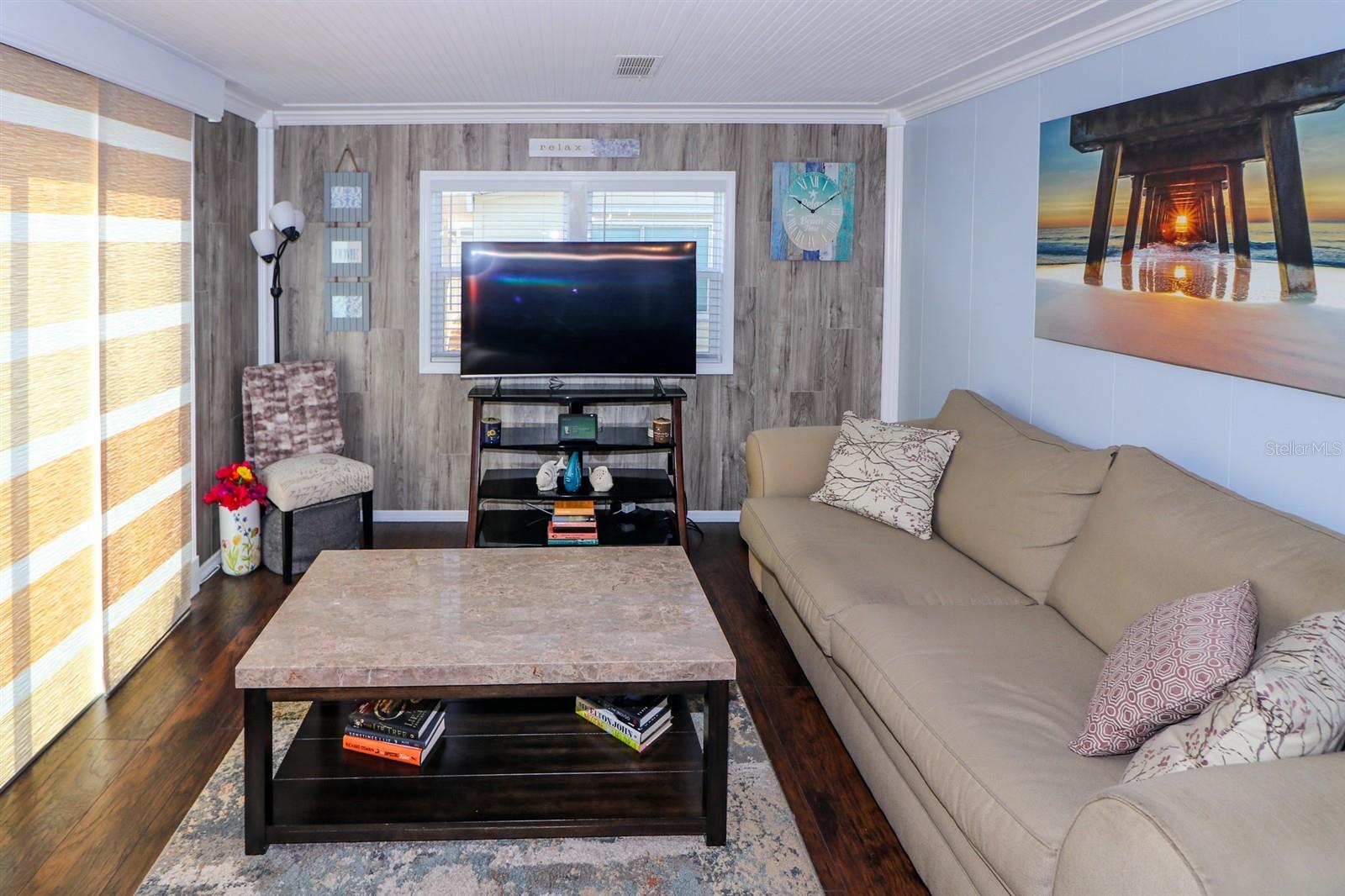 MAPLE LEAF ESTATES - Residential