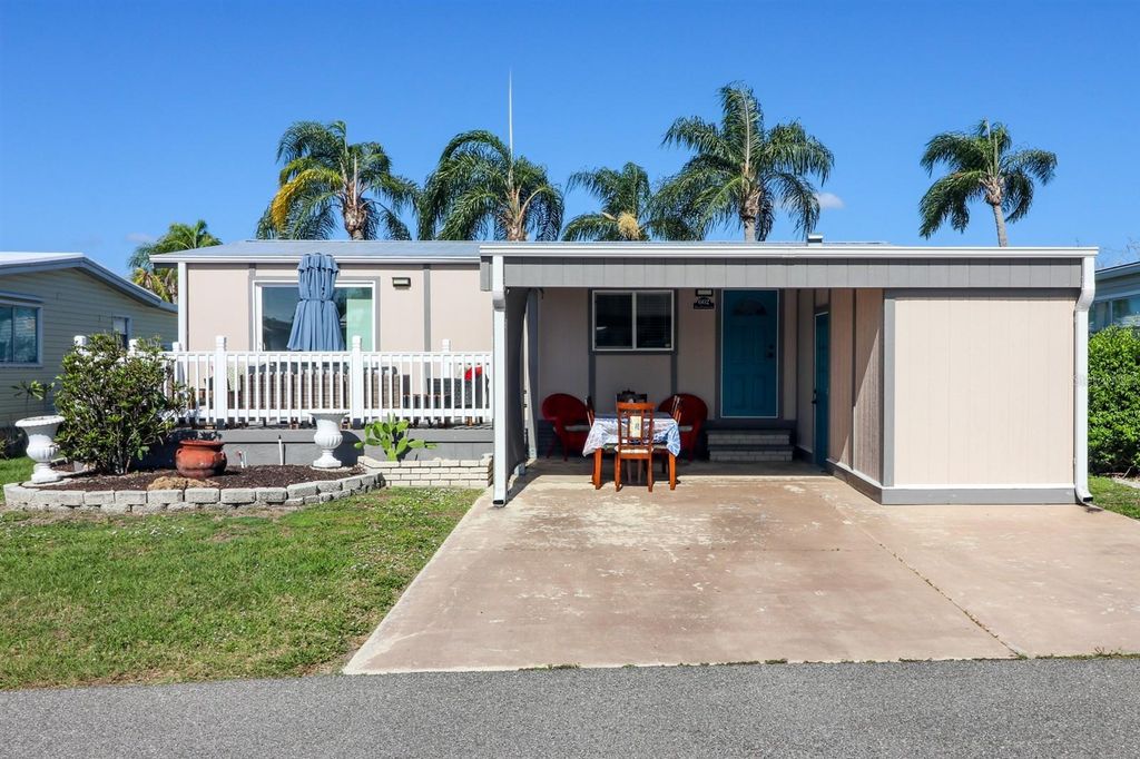 Photo of 2100 Kings Highway #662, Port Charlotte, FL 33980 (MLS # C7524980)