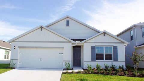 A home in LAKE ALFRED