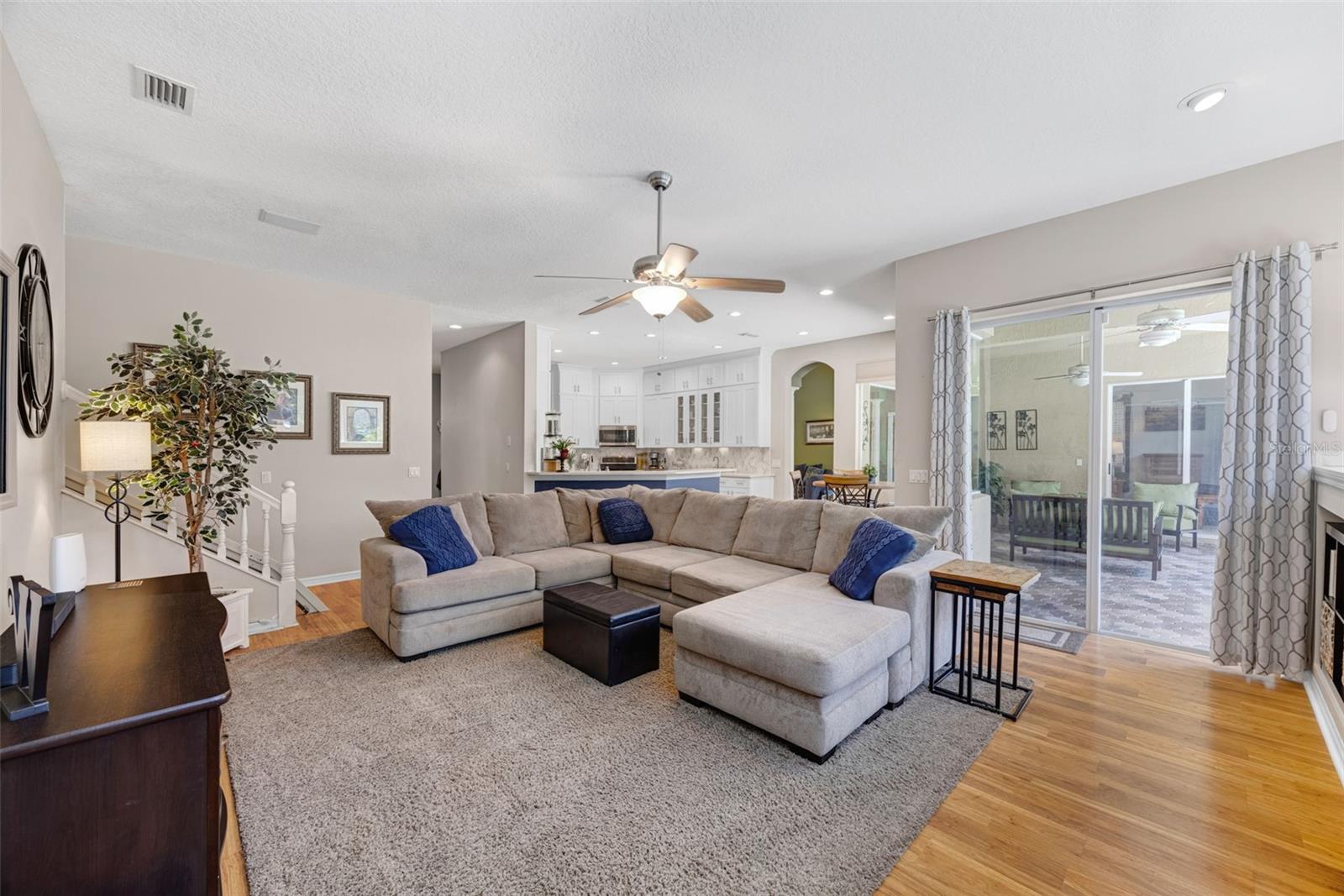 BLOOMINGDALE SEC AA GG UNI - Residential