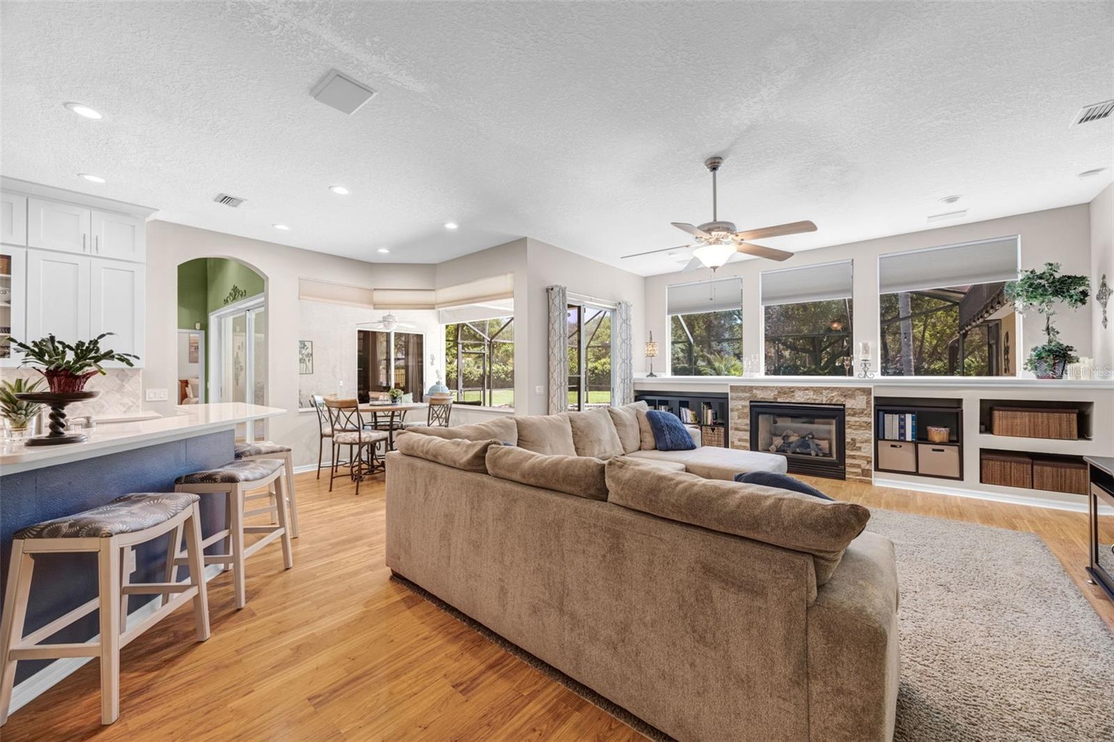 BLOOMINGDALE SEC AA GG UNI - Residential