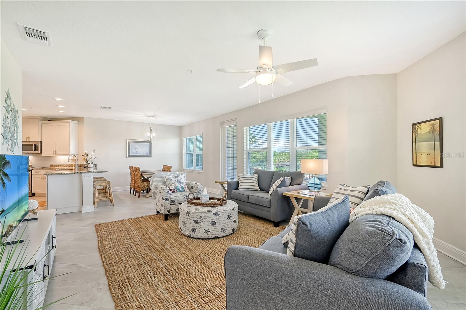 PALMA SOLA BAY CLUB - Residential Lease