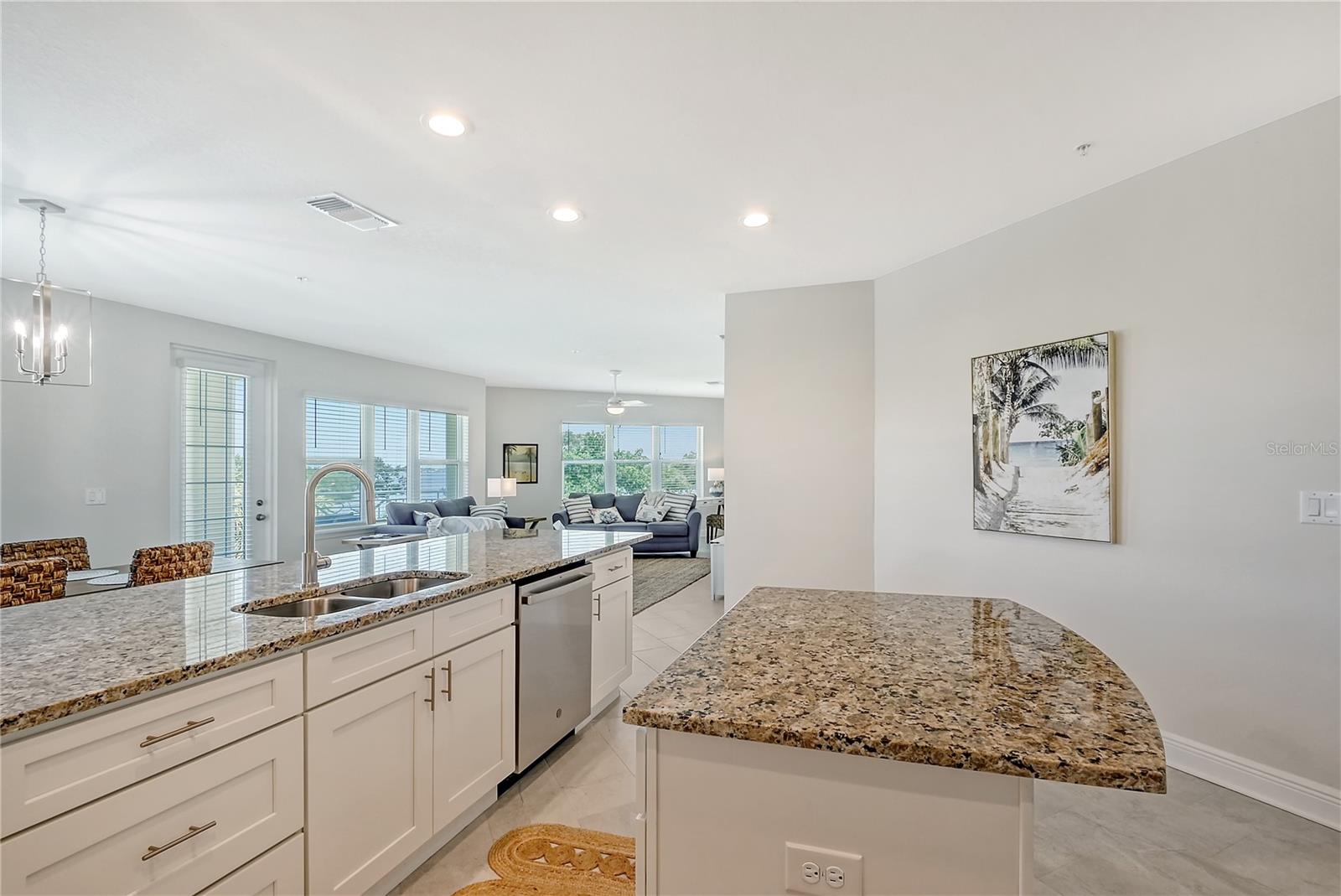 PALMA SOLA BAY CLUB - Residential Lease