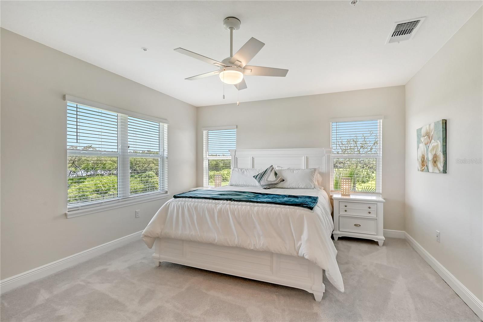 PALMA SOLA BAY CLUB - Residential Lease