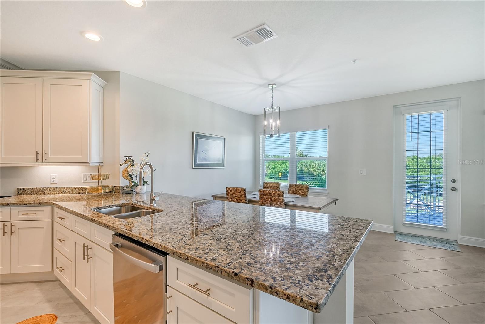 PALMA SOLA BAY CLUB - Residential Lease