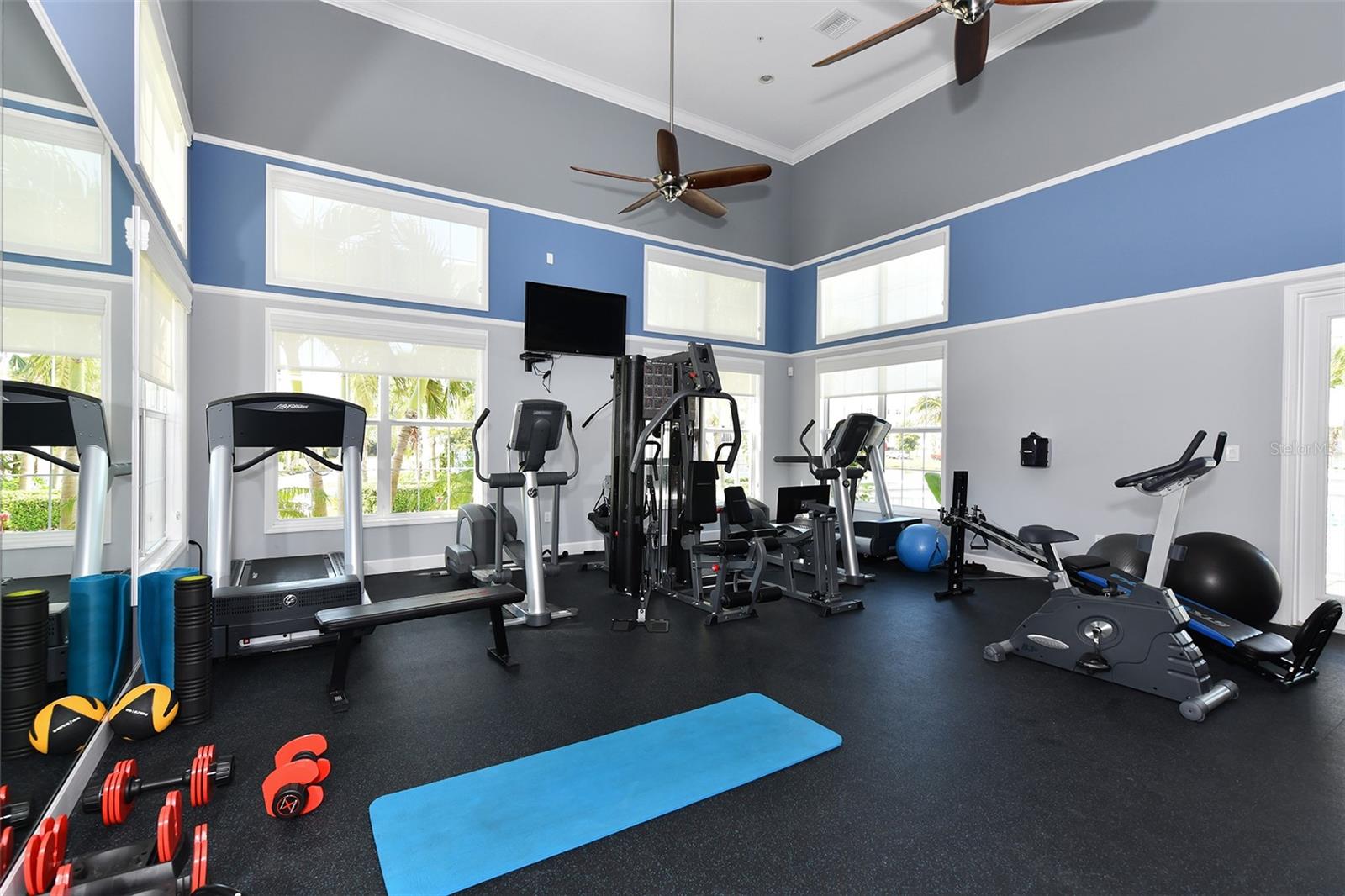 PALMA SOLA BAY CLUB - Residential Lease