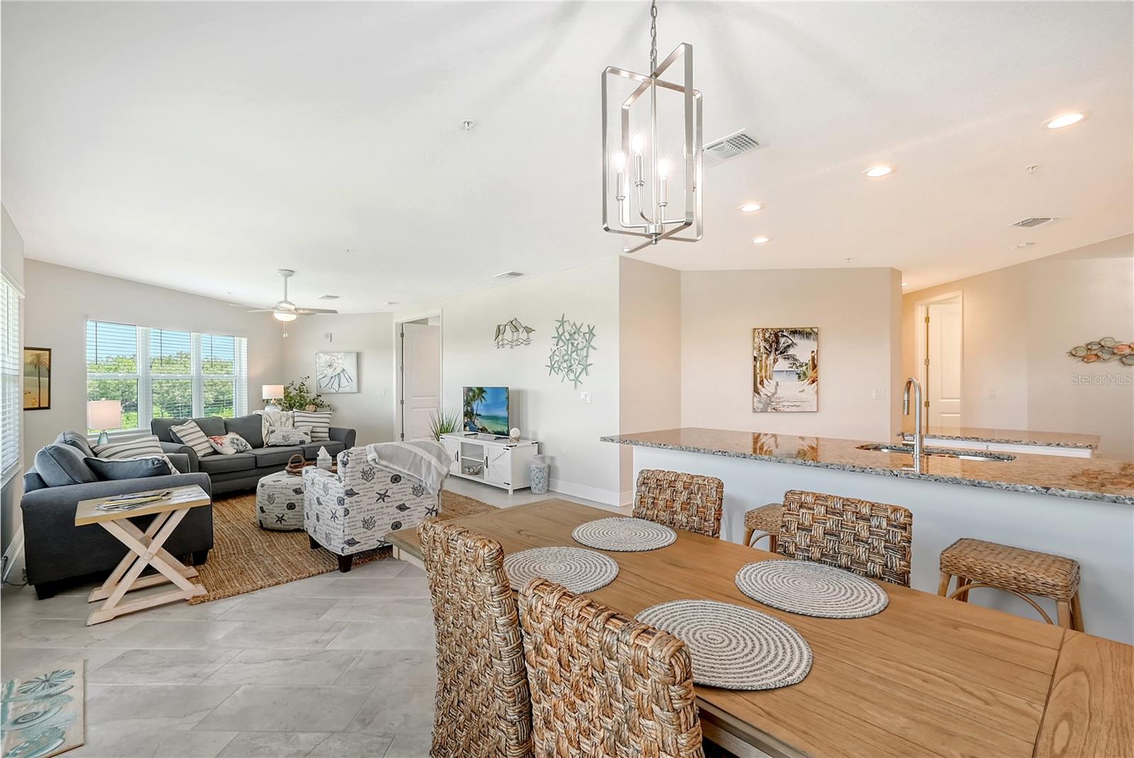 PALMA SOLA BAY CLUB - Residential Lease