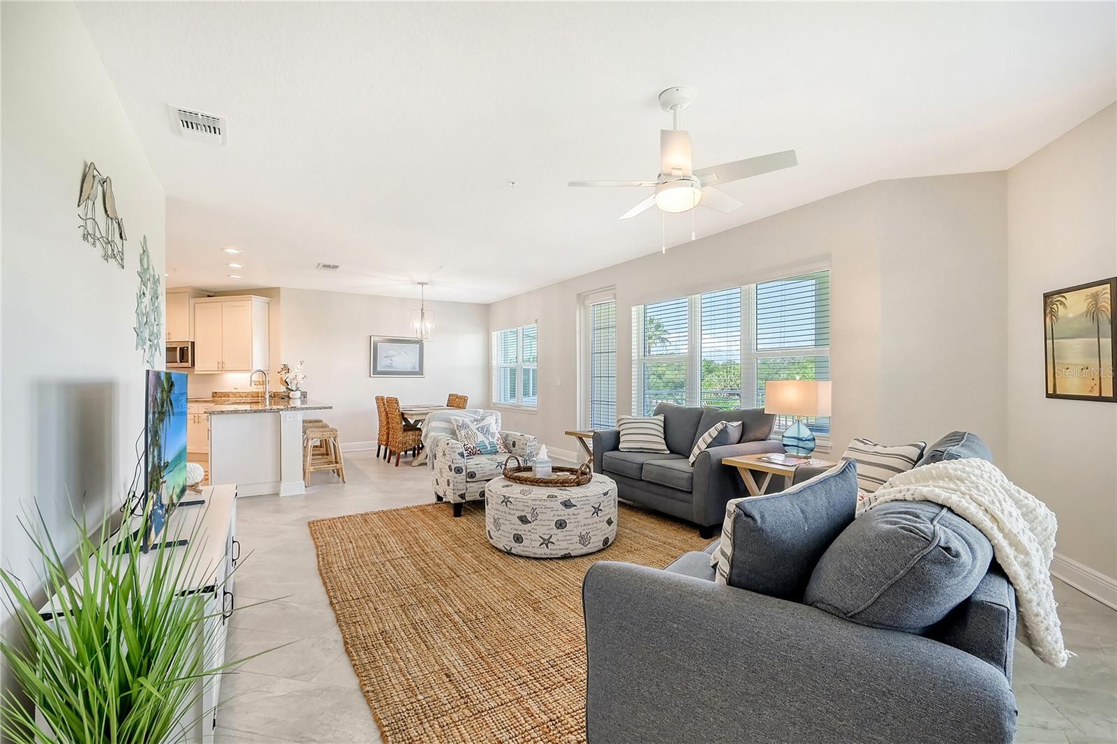 PALMA SOLA BAY CLUB - Residential Lease