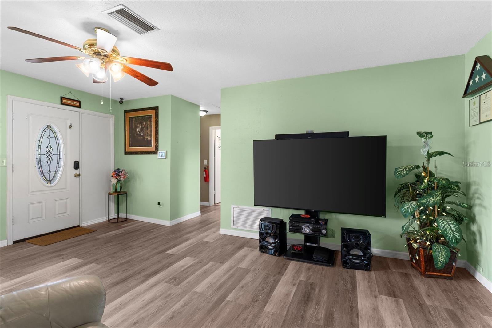 DELTONA LAKES UN 45 - Residential