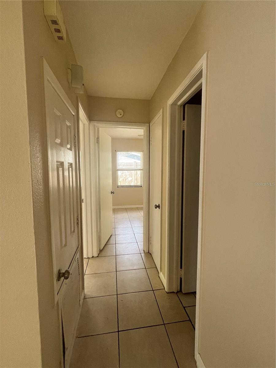 MEDD HEIGHTS - Residential Lease