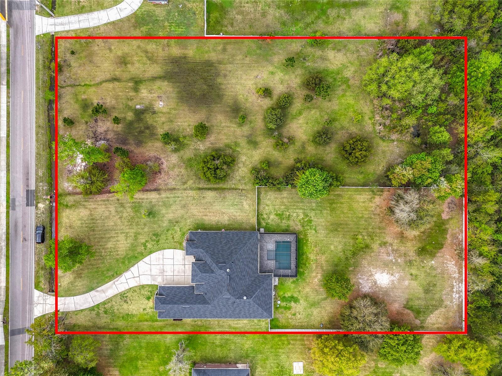 SOUTH LAKE ESTATES - Residential