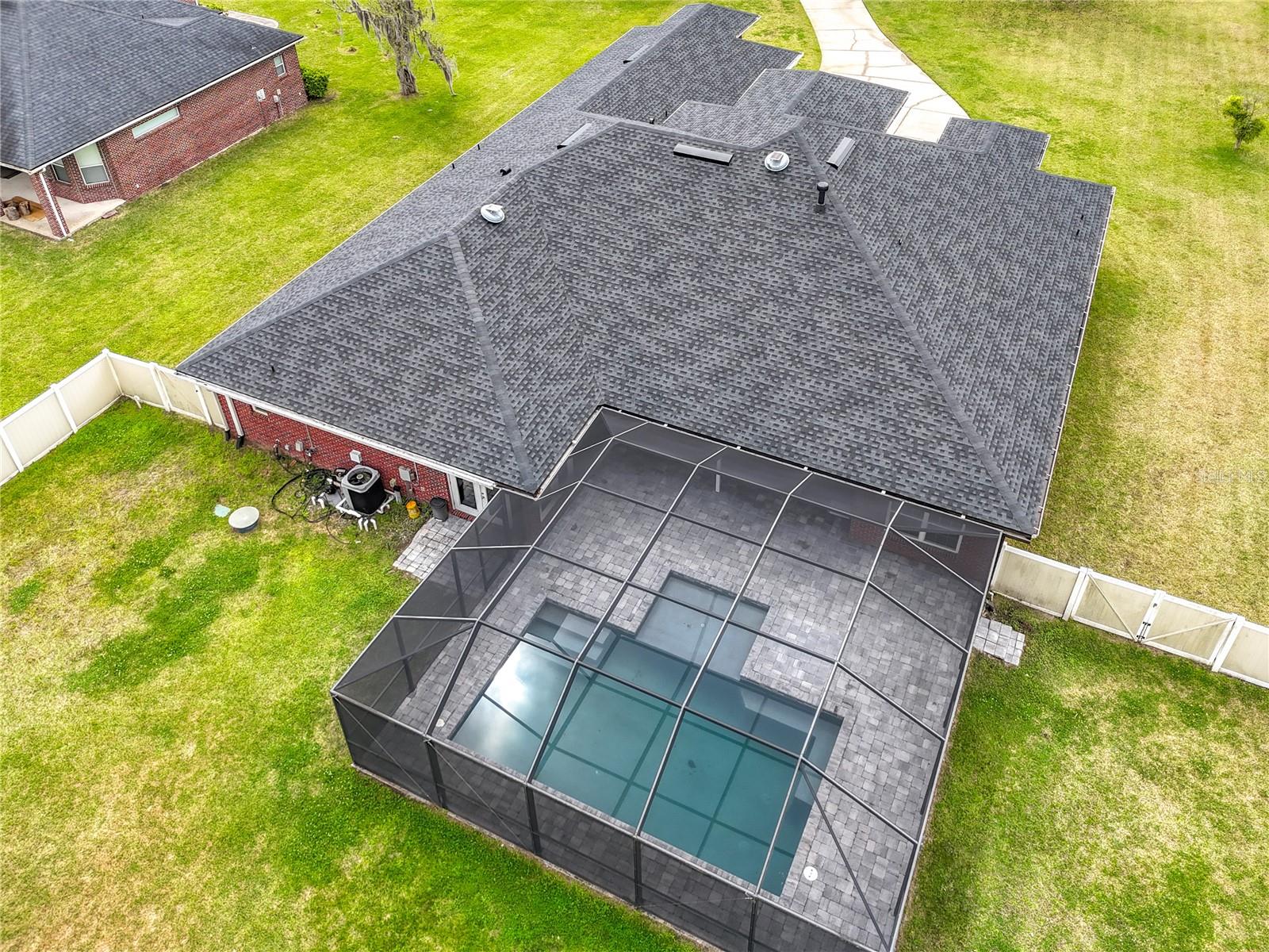 SOUTH LAKE ESTATES - Residential