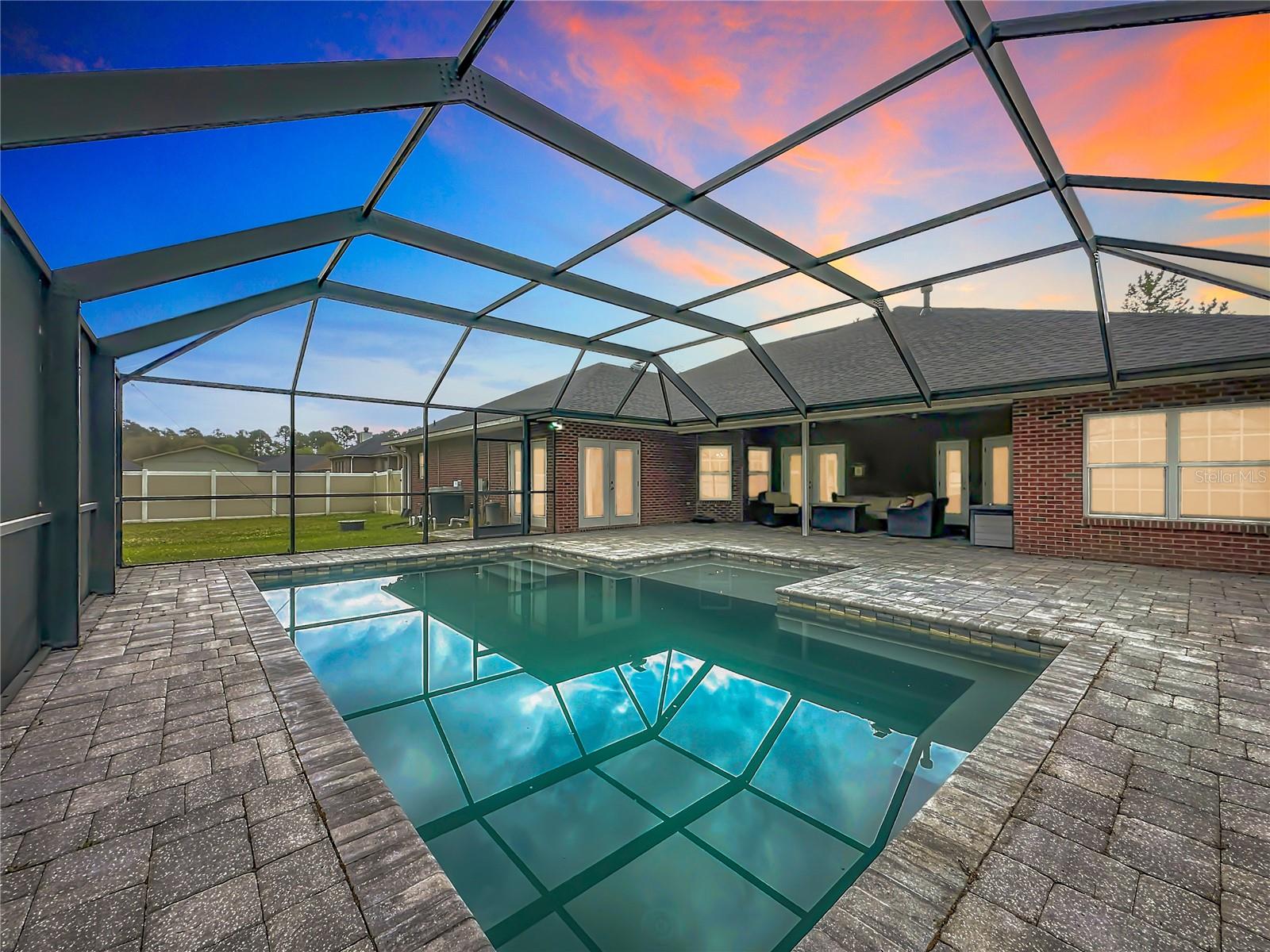 SOUTH LAKE ESTATES - Residential