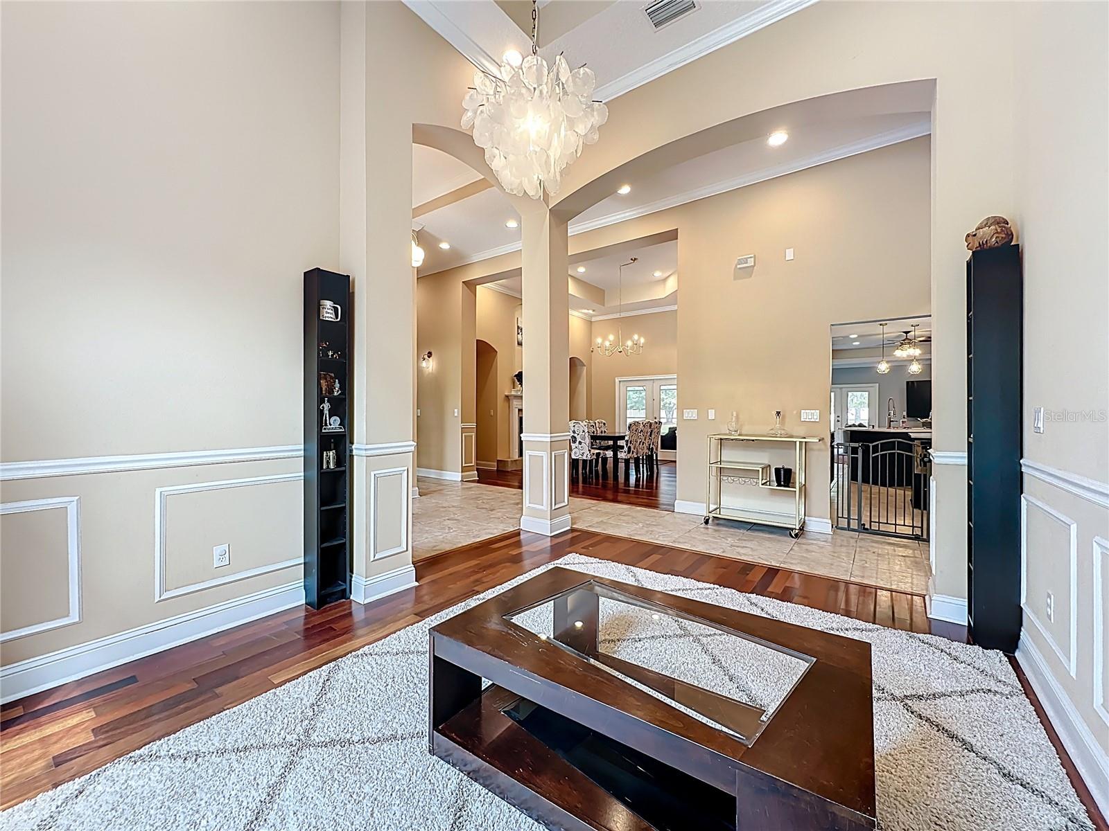 SOUTH LAKE ESTATES - Residential