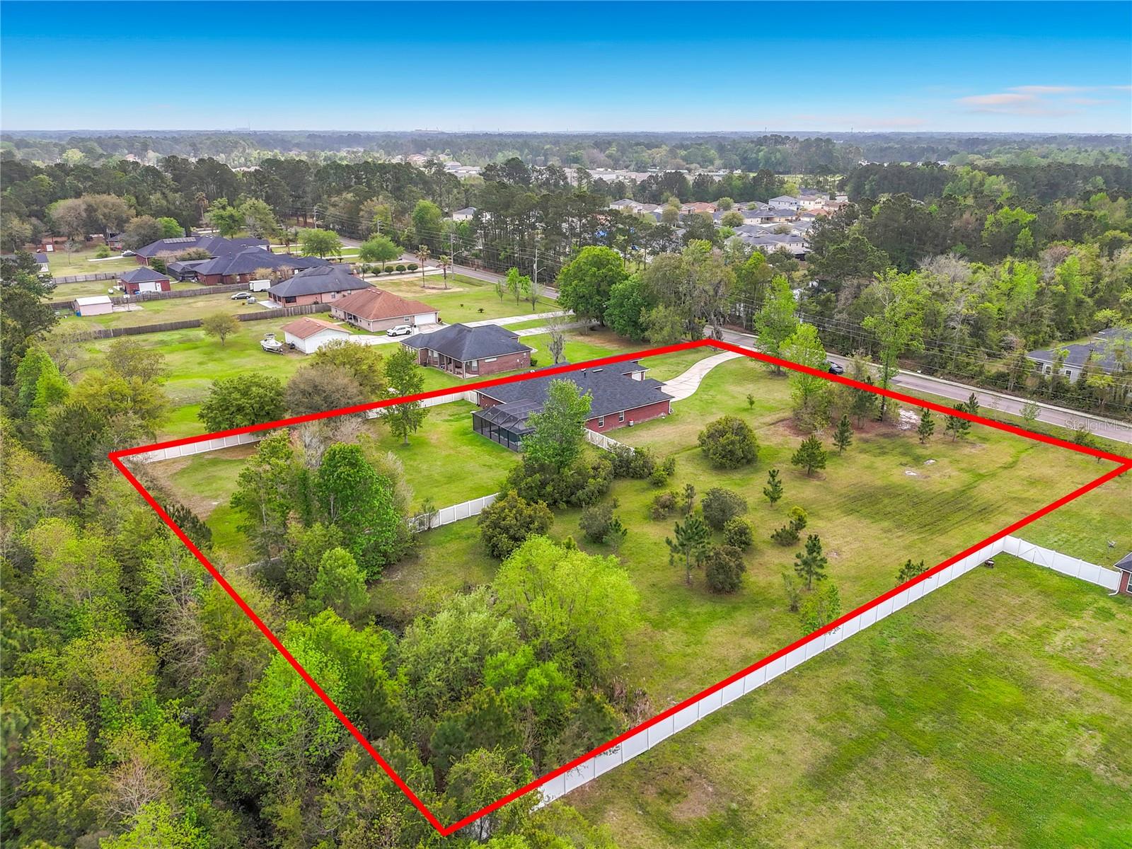 SOUTH LAKE ESTATES - Residential