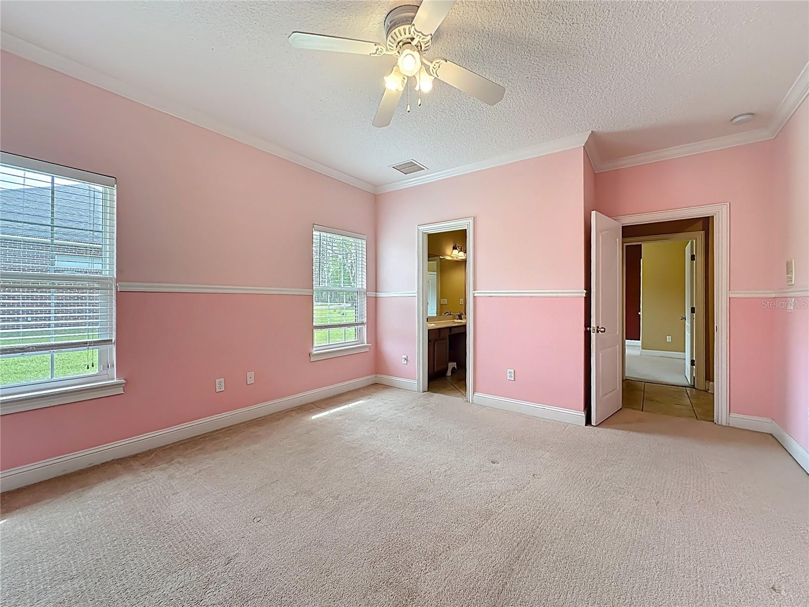 SOUTH LAKE ESTATES - Residential