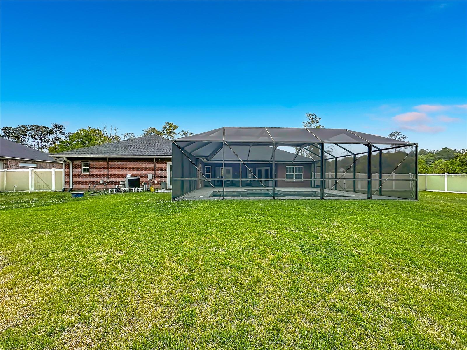 SOUTH LAKE ESTATES - Residential