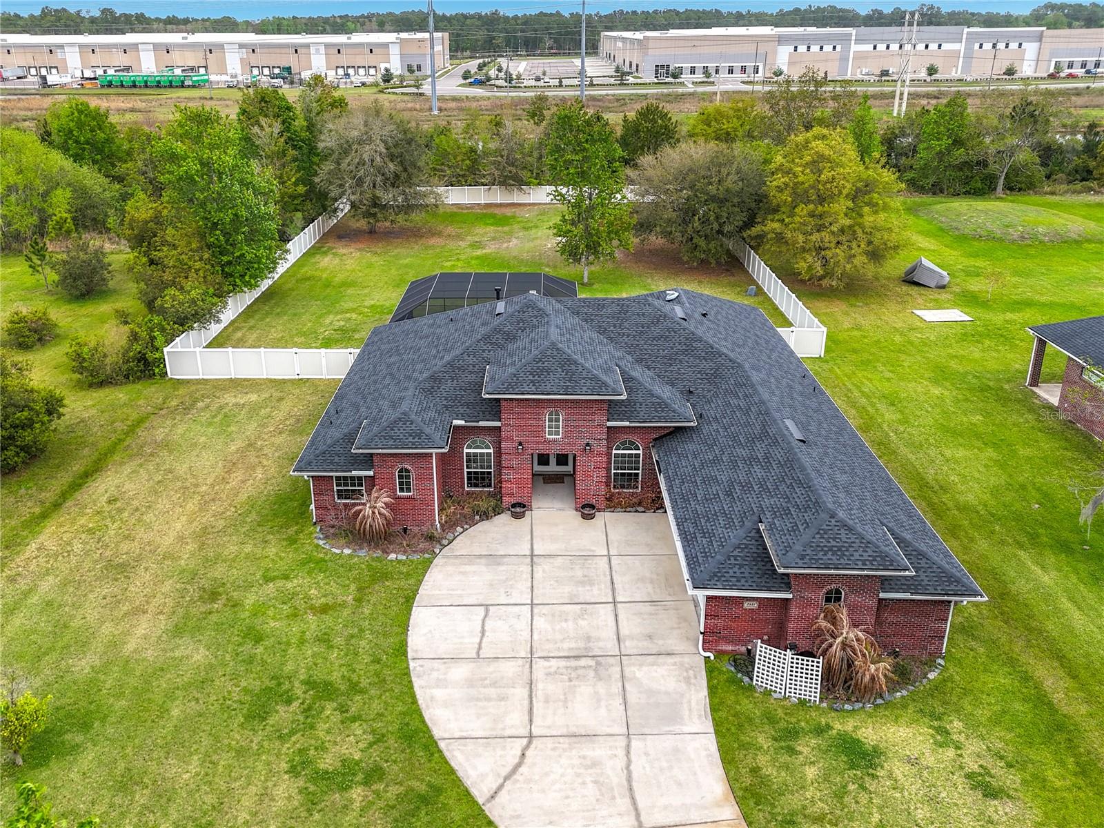 SOUTH LAKE ESTATES - Residential